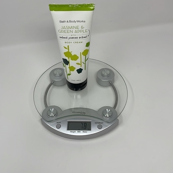 Bath & Body Works JASMINE & GREEN APPLE Body Cream 8 Oz - Picture 3 of 3